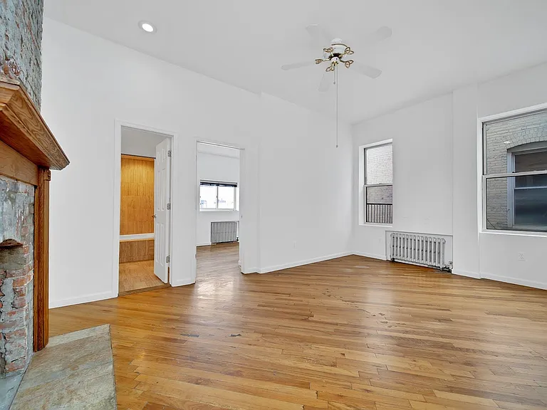 316 Hudson St #4B — Photo 11