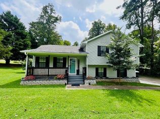 2655 Montego Dr, Buford, GA 30519
