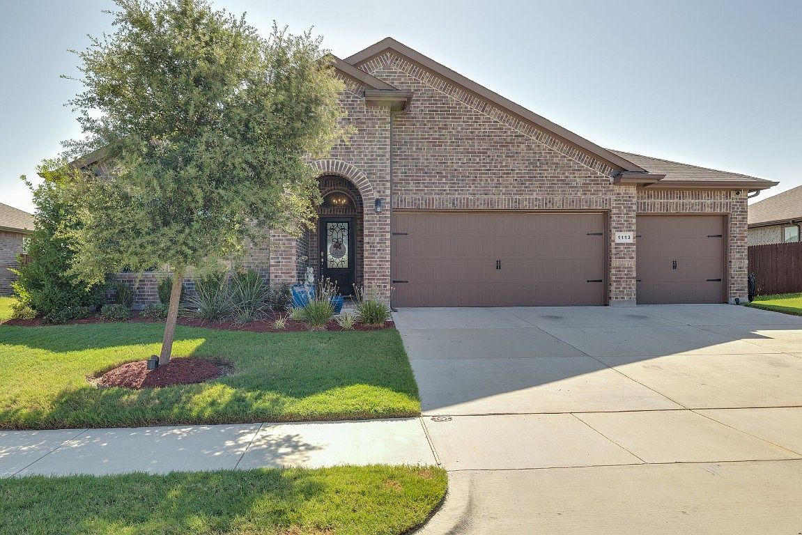 1113 Belsay Ln, Saginaw, TX 76131 Zillow