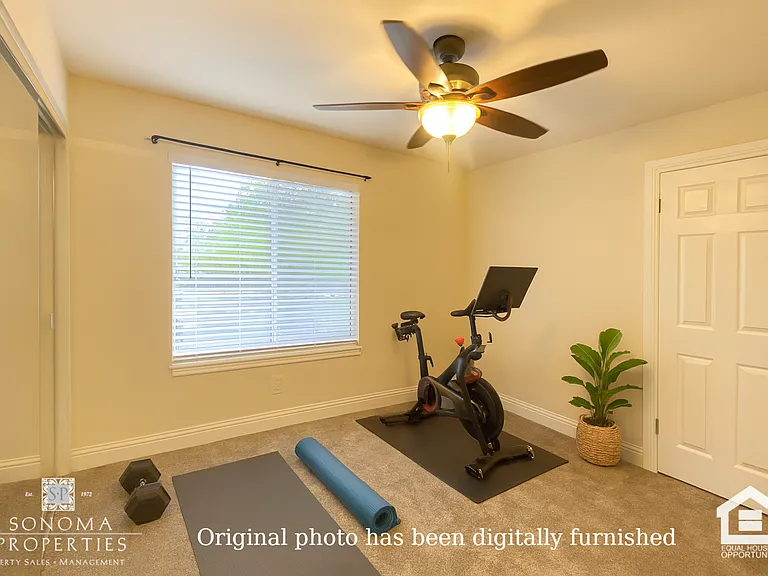 208 Todd Ave — Photo 7