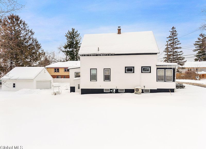 5th image of 10 Ferrara Avenue