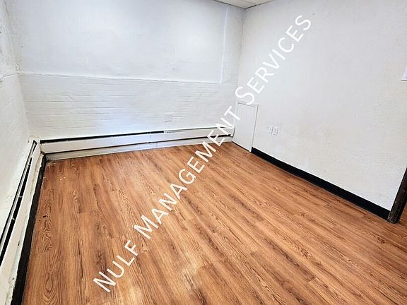 5th image of 833 Mifflin Ave APT 1A