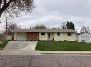 1325 17th St, Gering, NE 69341