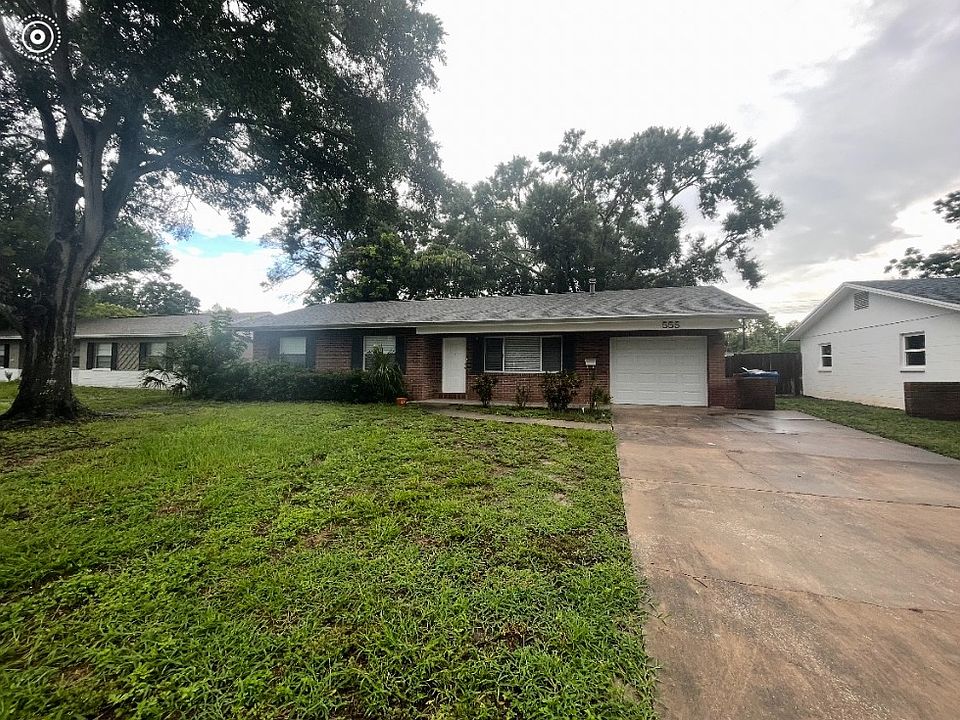 View of Front Yard and House