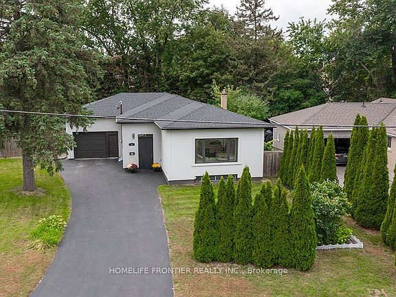 3rd image of 32 Davidson Rd