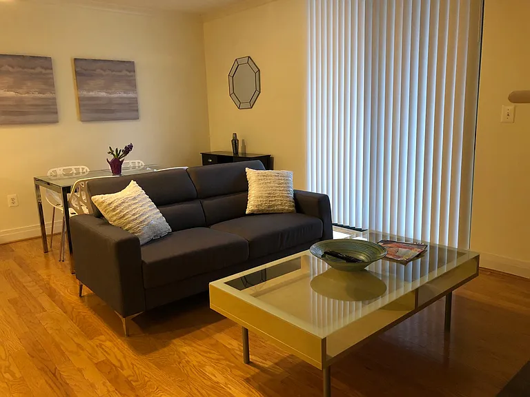 414 Water St #1204 — Photo 4