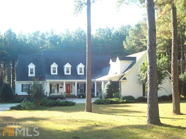 1250 Pine Ridge Dr, Claxton, GA 30417