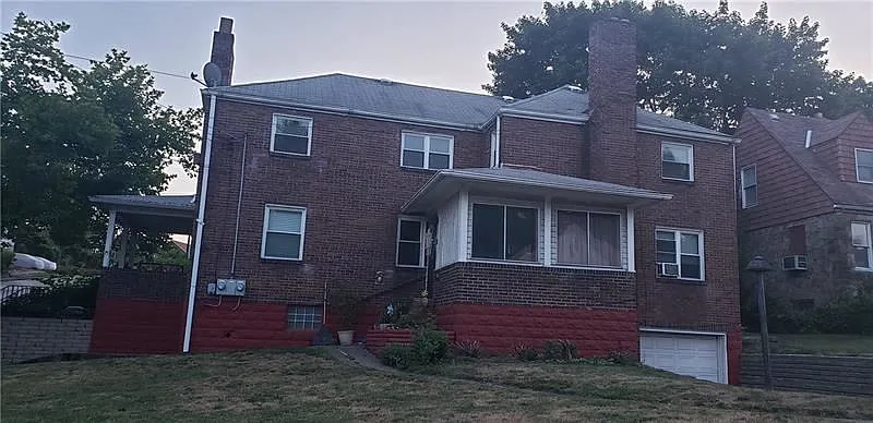 2819-2821 Morlock St photo 1