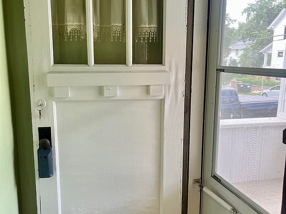 3rd image of 312 N 33rd St