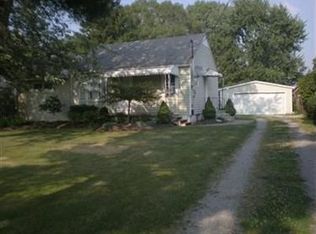 5975 Ford Rd, Elyria, OH 44035