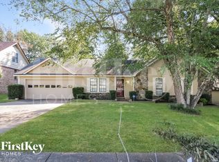 7132 Shadow Oaks Dr, Memphis, TN 38125