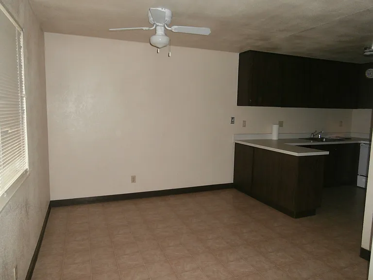 239 Sunnyhills Dr — Photo 5