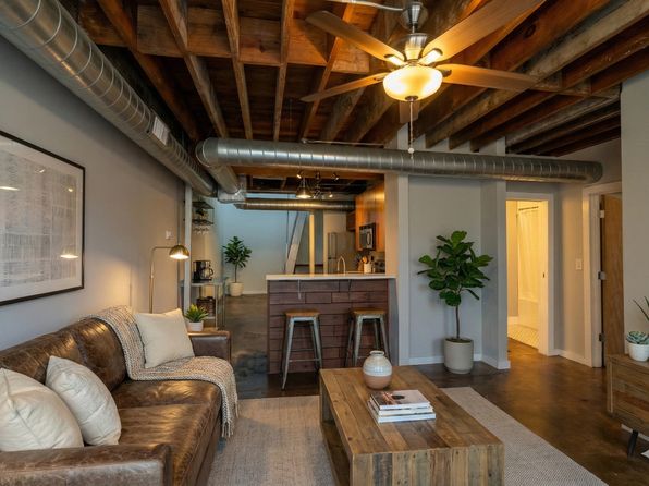 172 Carroll St SE SUITE 105