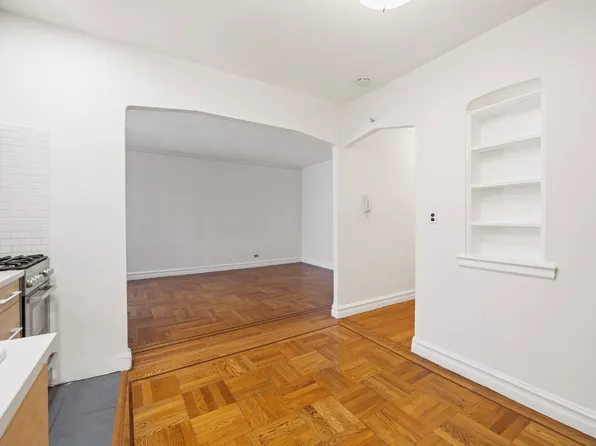 860 Grand Concourse image 10 of 12