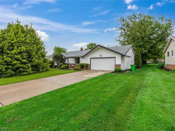 681 Radford Dr, Highland Heights, OH 44143