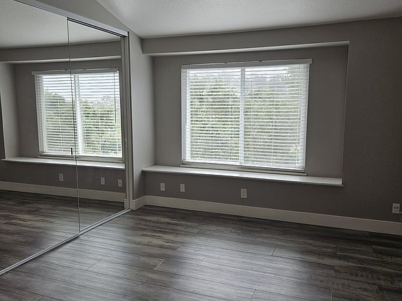 5th image of 30902 Clubhouse Dr Unit 30E