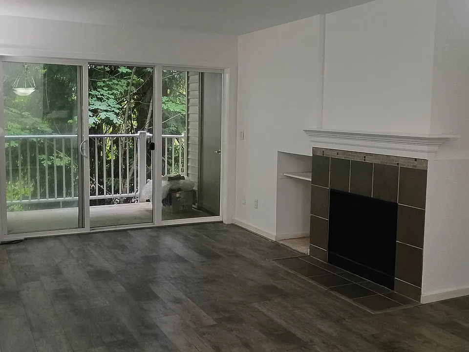 16100 Bothell Everett Hwy #E105
