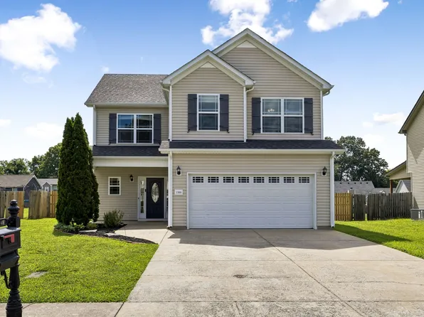 1160 Meachem Dr, Clarksville, TN 37042