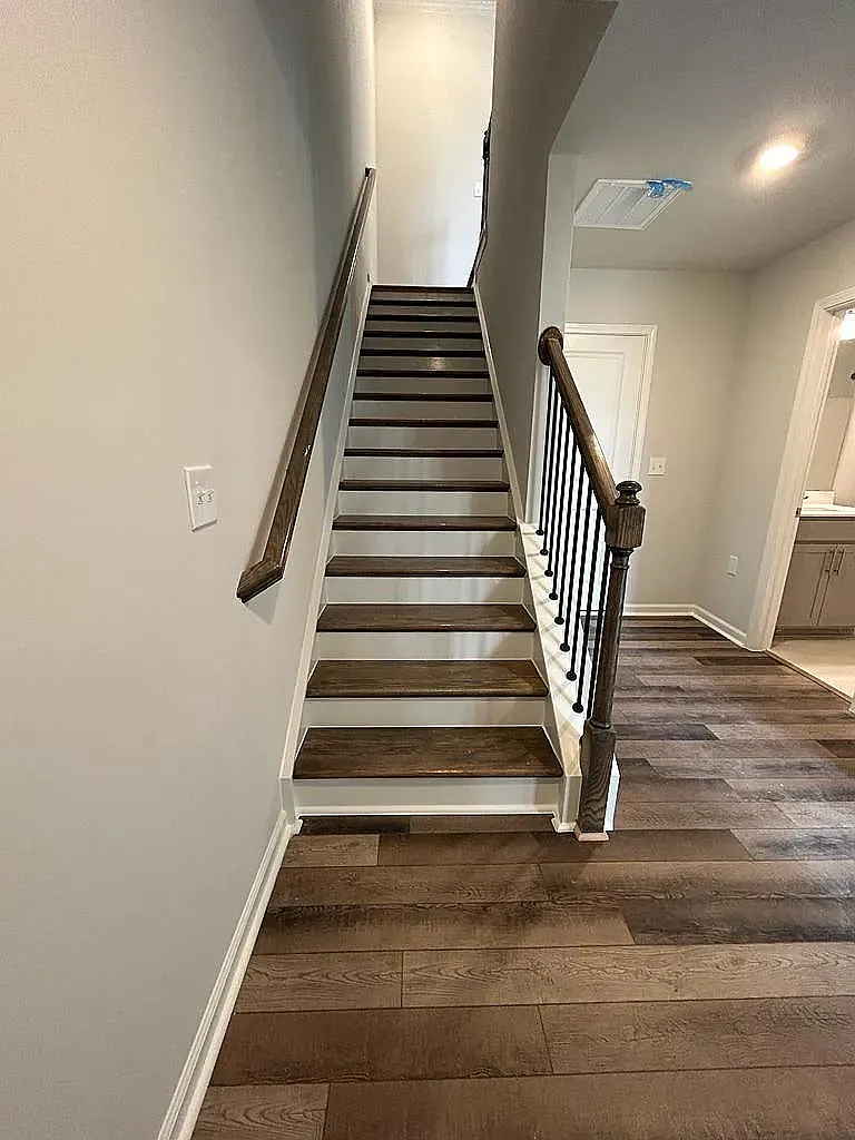 3 bed, 1750 sqft, $1,925 — Photo 3
