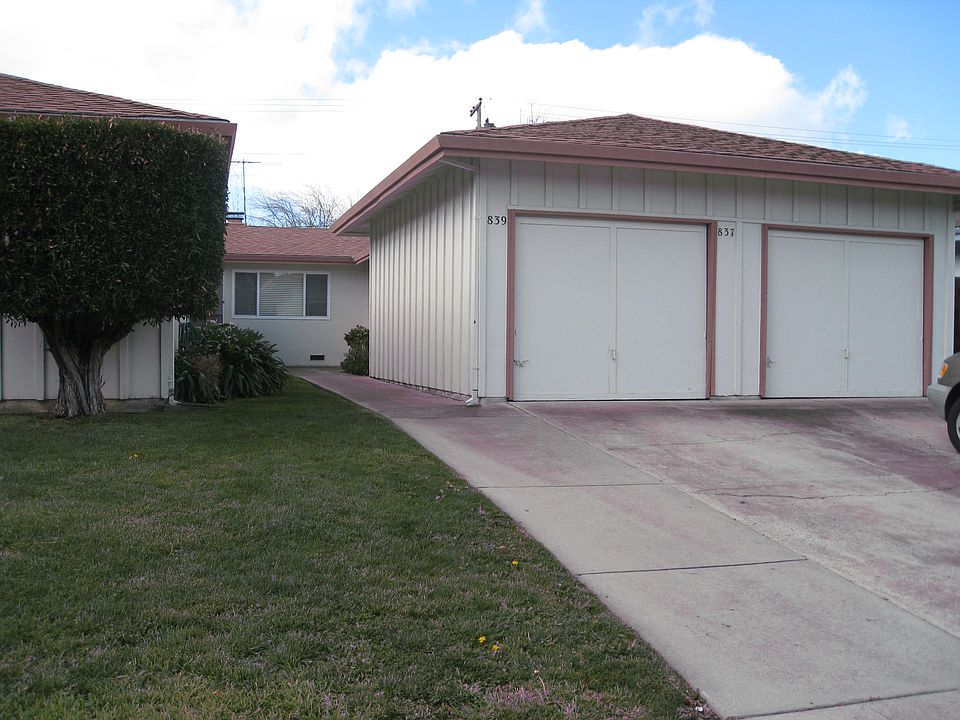Front view of the duplex