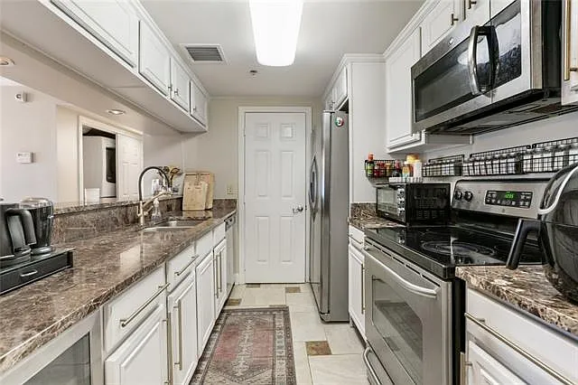 3456 Cleary Ave #101 — Photo 7