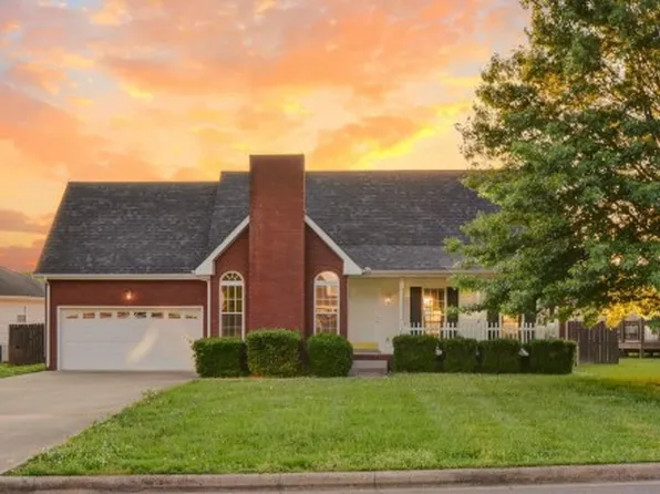 1634 Windriver Rd, Clarksville, TN 37042