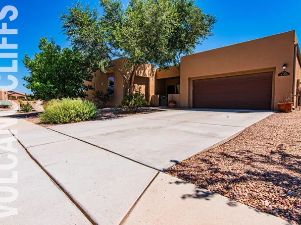 8136 Cayenne Dr NW, Albuquerque, NM 87120