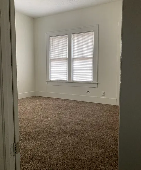 1010 W Cedar Ave #1 — Photo 2