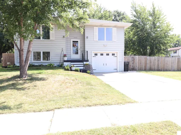 3100 Laramie Cir, Lincoln, NE 68521