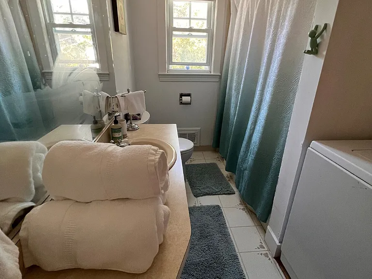 22 Prentiss St — Photo 5