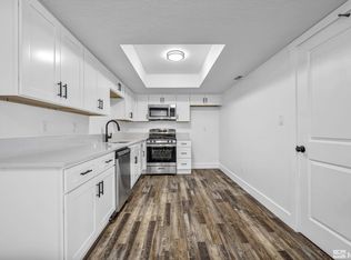 2300 Dickerson Rd APT 32, Reno, NV 89503