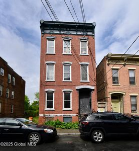 2265 Old 6th Avenue, Troy, NY, 12180