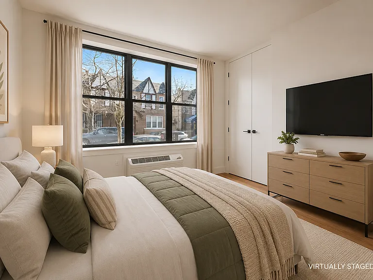 409 Stockholm St #2B — Photo 3