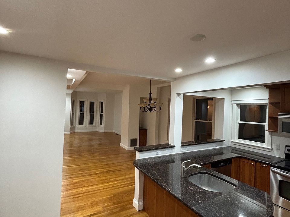 2nd image of 102 School St