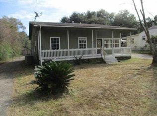 10929 Gulf Park Dr, Theodore, AL 36582