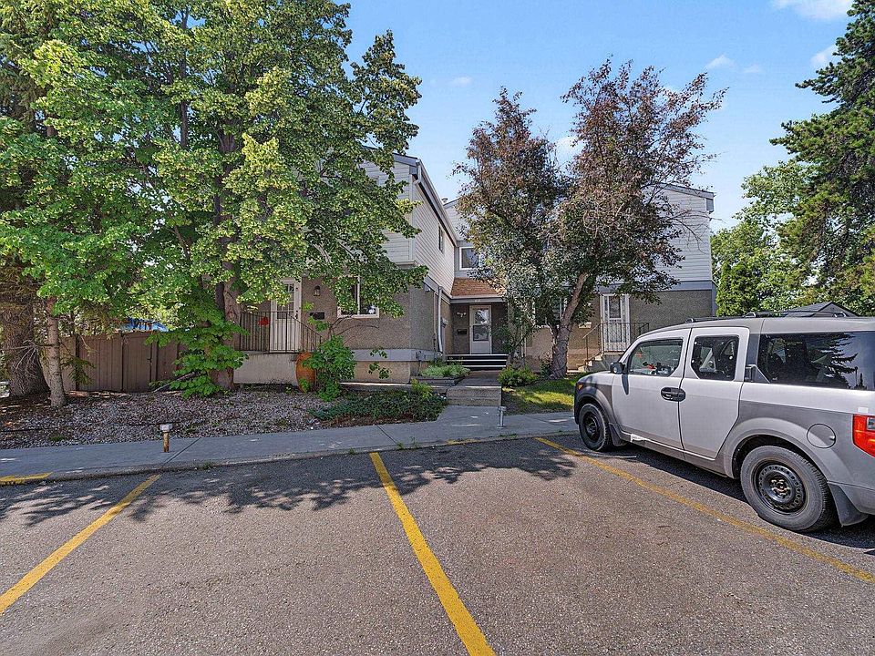 1st image of 895 Erin Pl NW