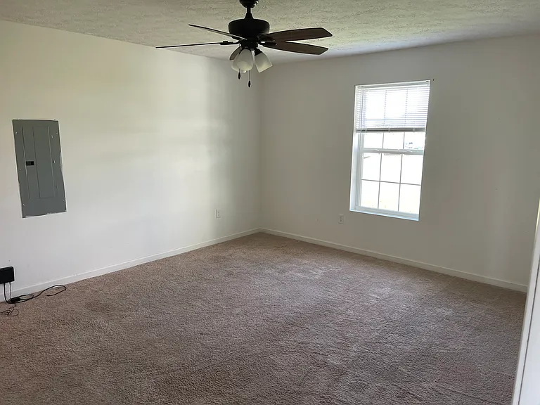 1430 Quarles Rd — Photo 8