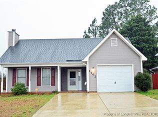 1742 Winnabow Dr, Fayetteville, NC 28304