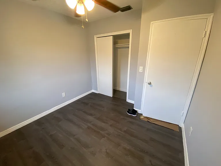 15861 NE 14th Ct — Photo 19