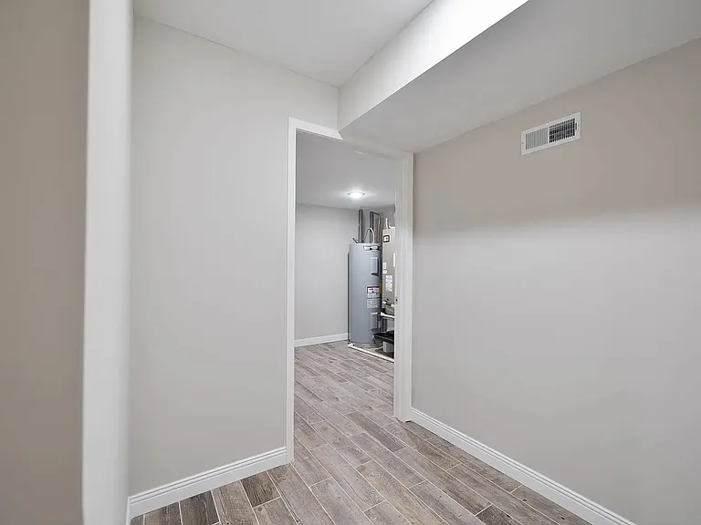 616 N 40th St #B — Photo 6