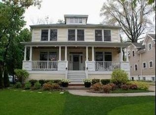 119 S Arlington Ave, Elmhurst, IL