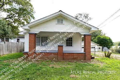 653 Sheridan Rd Photo 1
