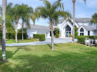1711 S Riverside Dr, New Smyrna Beach, FL 32168