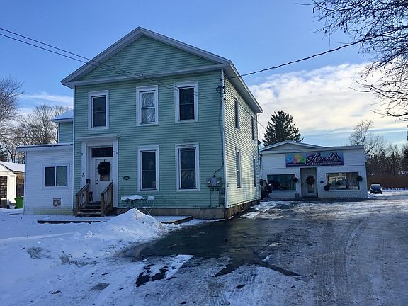 4th image of 29 Cayuga St APT A