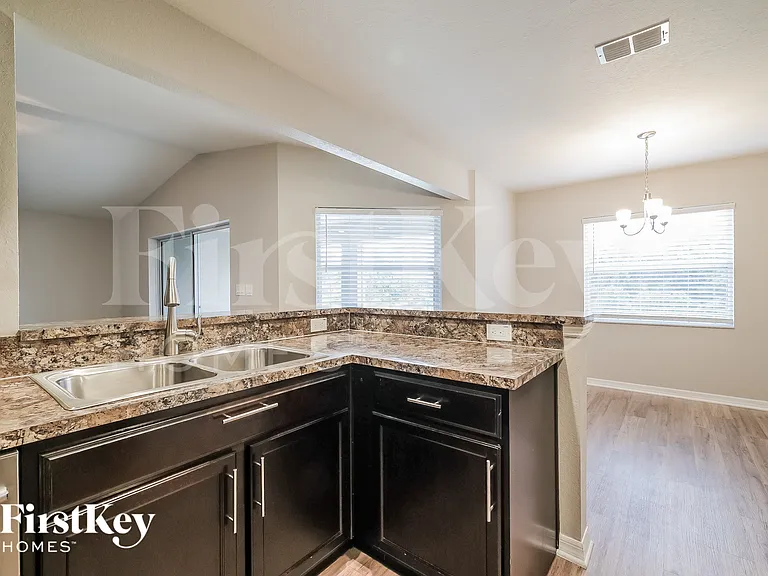 234 Cattail Way — Photo 5