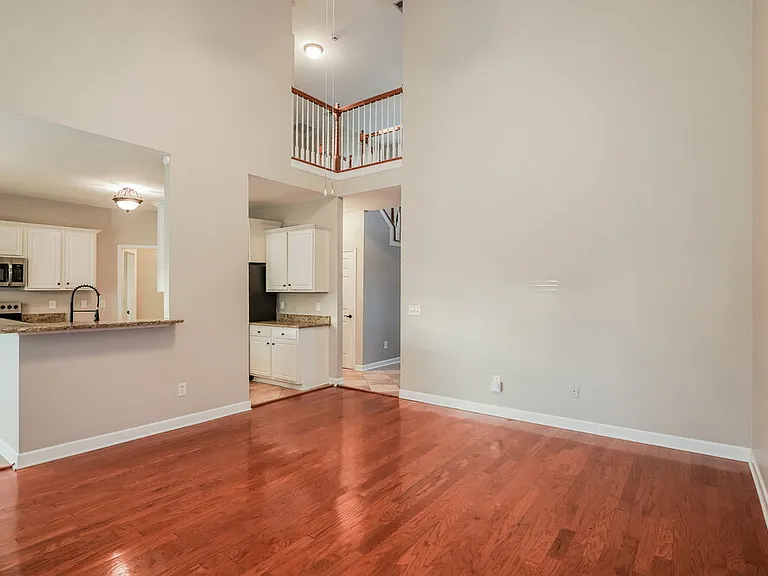406 Bonita Pkwy — Photo 6