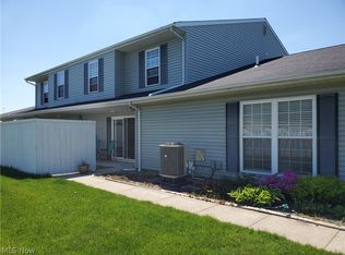 6858 Beacon Dr #71-D, Mentor, OH 44060