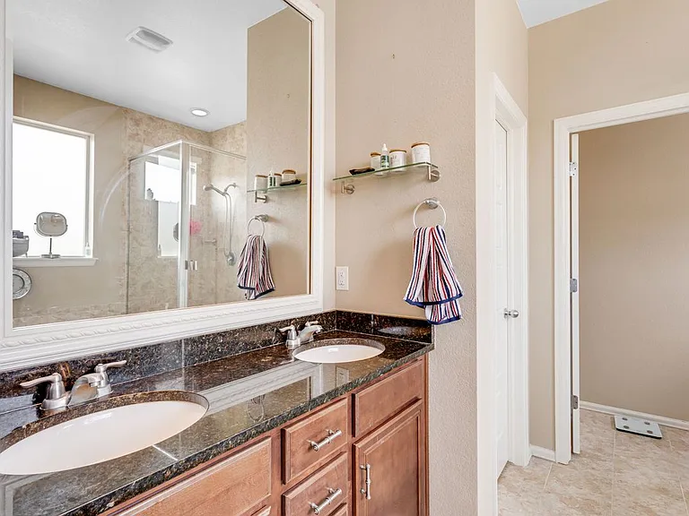 2068 Cutting Horse Dr — Photo 22
