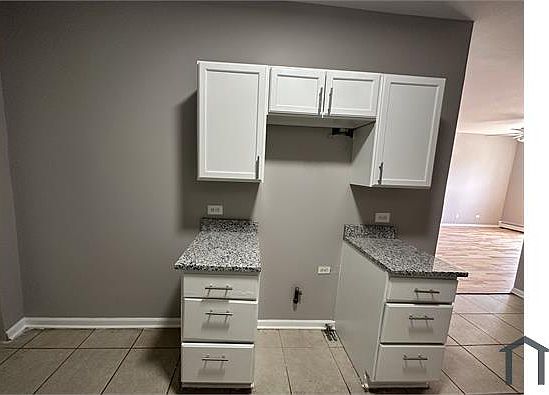 2nd image of 5957 S Calumet Ave #1