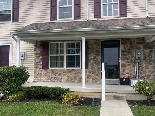 36 Normans Ford Dr, Sicklerville, NJ 08081